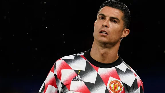 Mis à l’écart par Manchester United, Ronaldo sort du silence