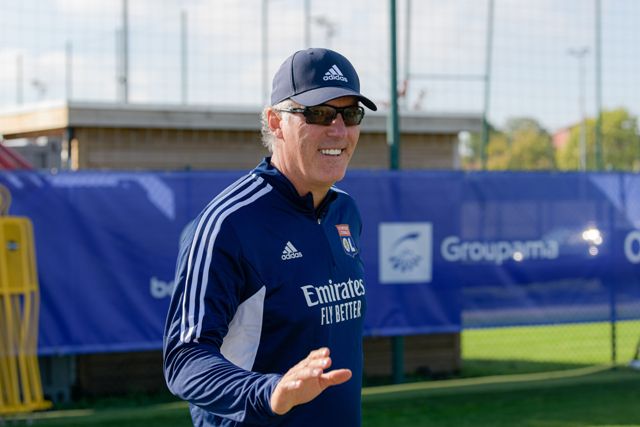 Lyon : Baptême de feu raté pour Laurent Blanc