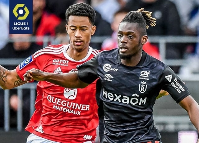  Brest-Reims : un duel équilibré à la pause