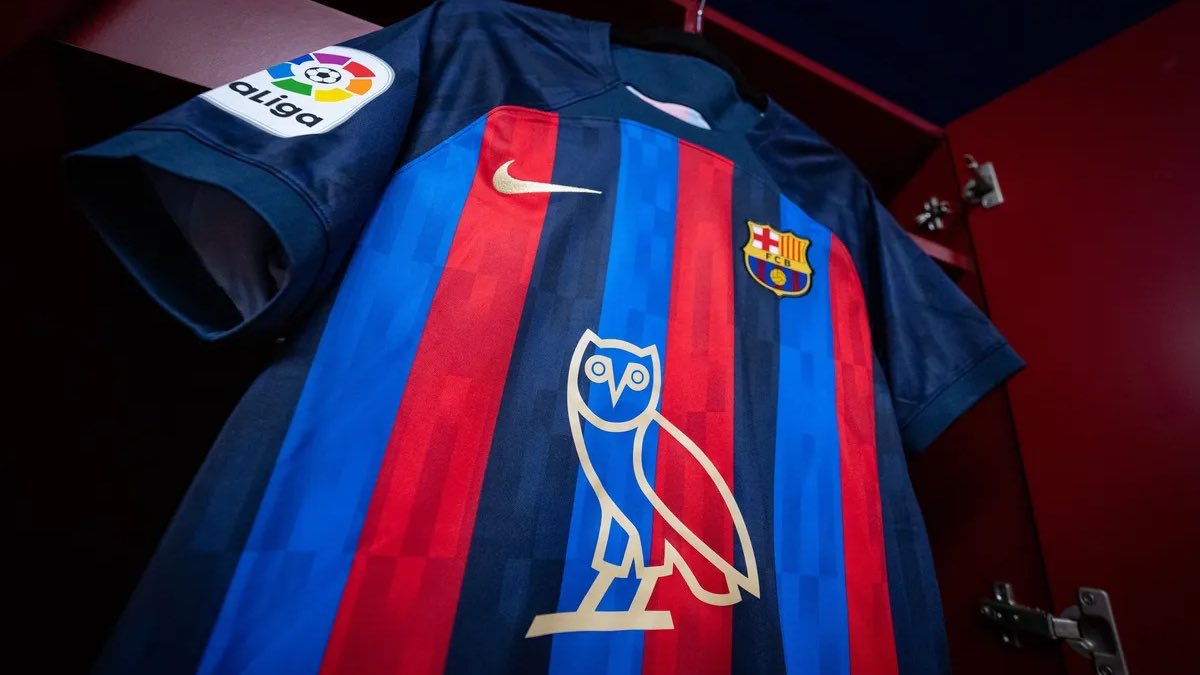 Real – Barça: Les catalans utiliseront un maillot spécial à l’honneur de Drake