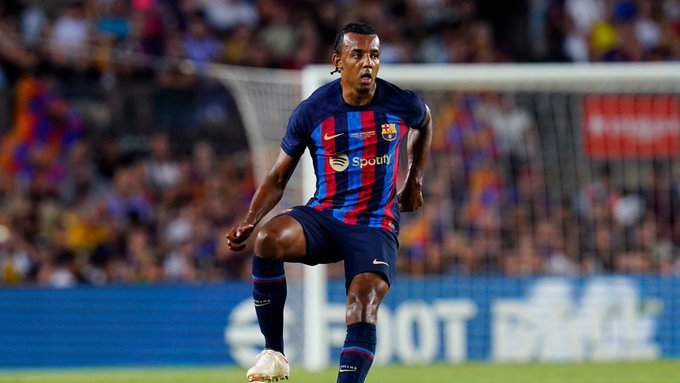 Barça : Koundé, Xavi sous le charme