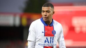 PSG – Auxerre: Klyan Mbappé invite 28 élèves au Pac des Princes