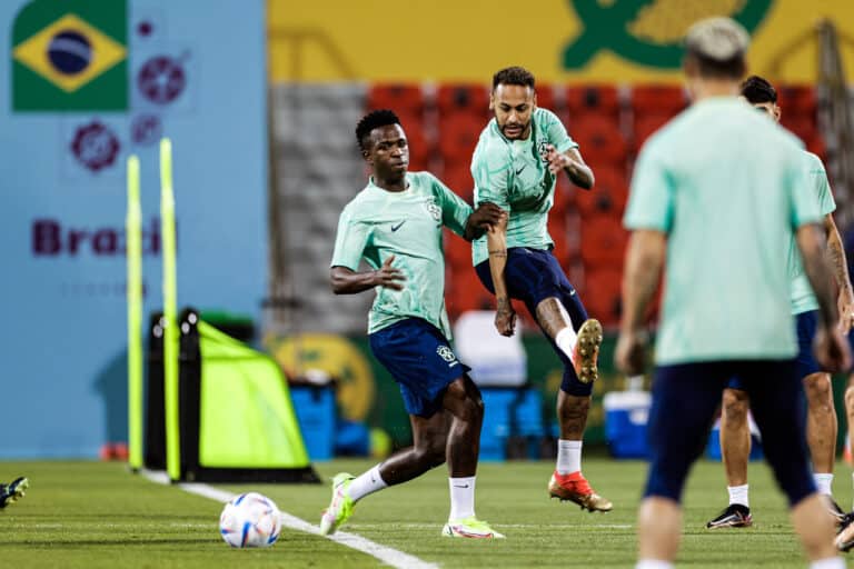 Brésil-Serbie : les compositions officielles