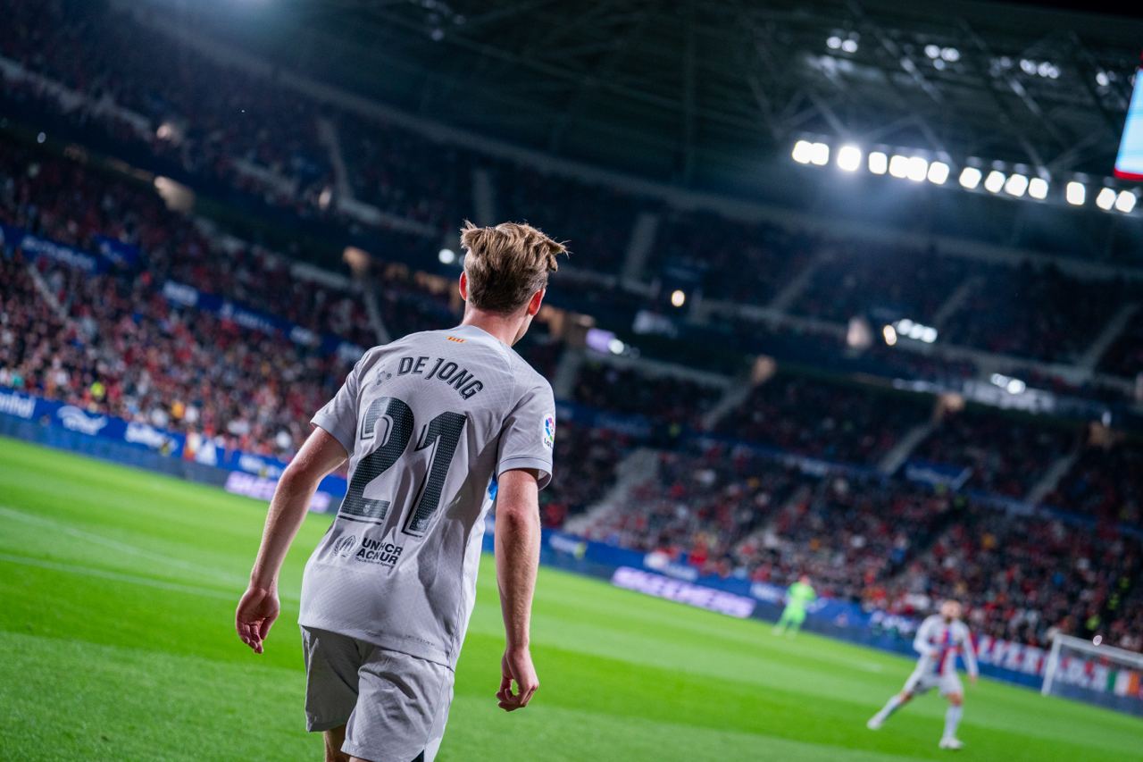 Liga: Le FC Barcelone renverse Osasuna et consolide sa place de leader
