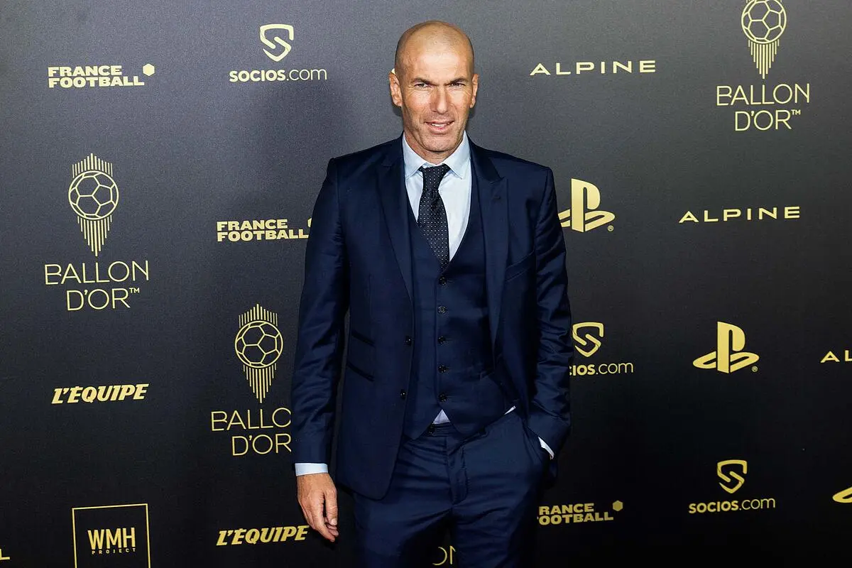 Equipe de France: Zidane annoncé sur le banc après la Coupe du Monde