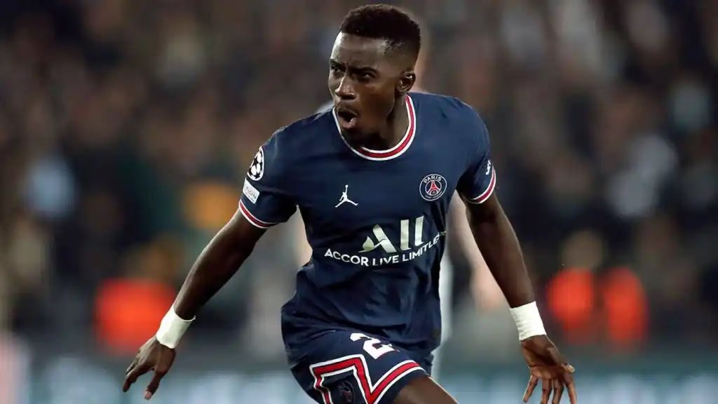 PSG : Gueye voulait rester