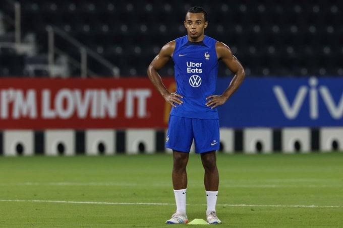 EDF: Jules Koundé, Lizarazu impatient
