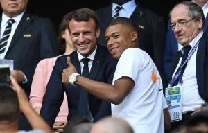France – Angleterre: Macron donne encore son pronostic