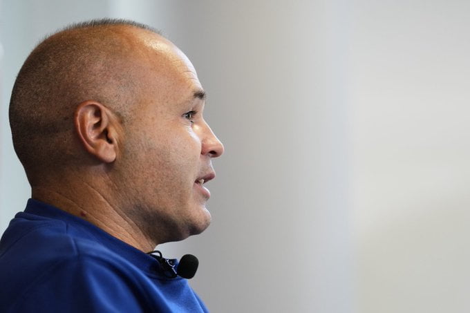 Barça: Coach, compliqué selon Iniesta