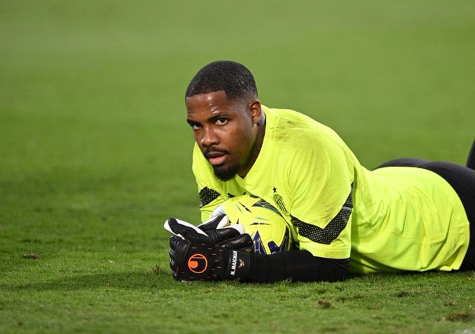 Milan: Maignan out pendant encore un mois