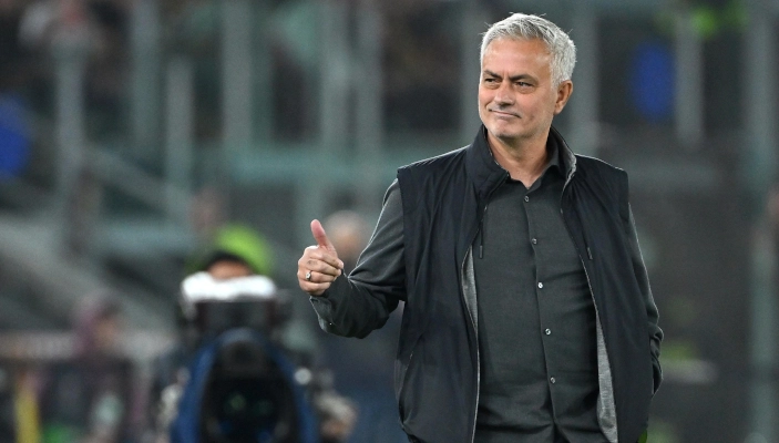 Portugal: Mourinho confirme avoir été approché