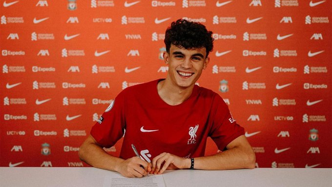 Liverpool: Bajcetic rempile (Officiel)