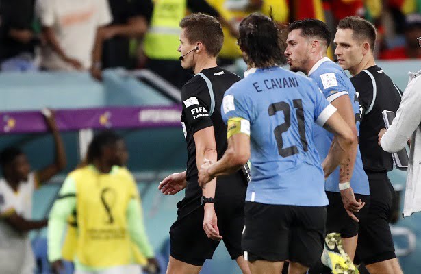 Uruguay: Cavani fracasse la VAR