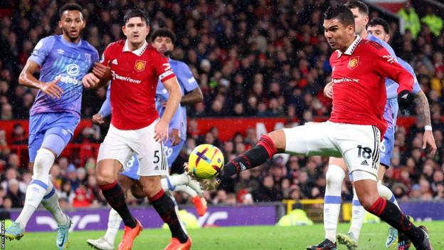 Premier League: Arsenal accroché, United surclasse Bournemouth