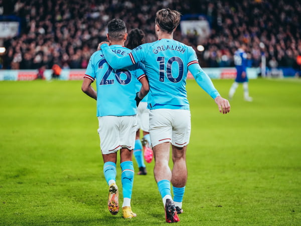 Premier League: City s’impose à Stamford Bridge
