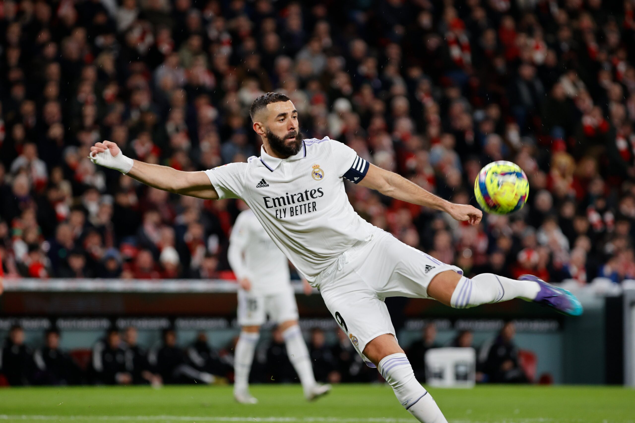 Liga: Le Real Madrid s’impose contre Valence mais perd Benzema