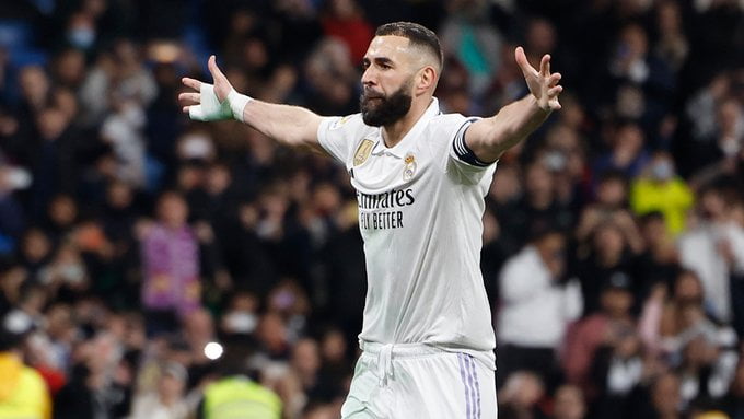 Real: Ancelotti encense Benzema