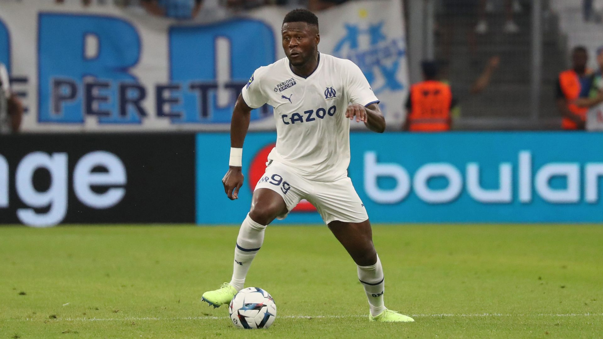 OM : Mbemba suspendu contre le PSG