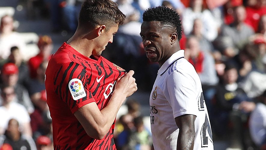 Real Madrid: Vinicius traité de singe, la Liga réagit (VIDEO)