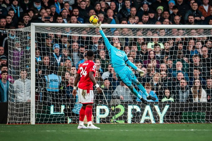Nottingham: Guardiola rend hommage à Navas