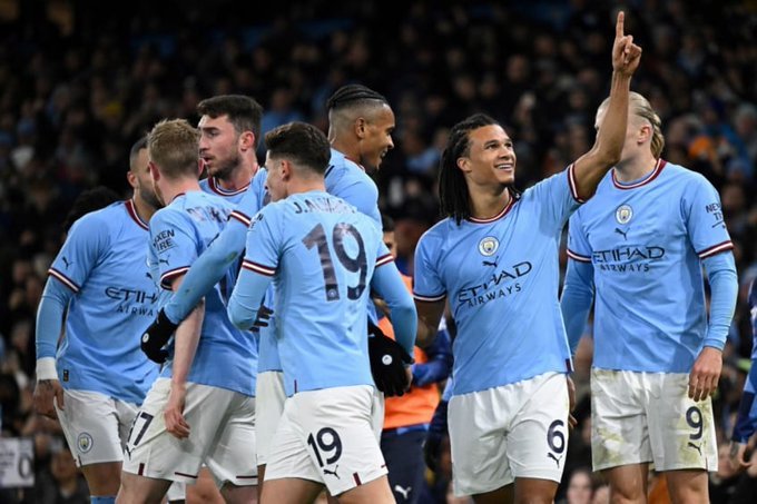 Premier League: Battu, Arsenal cède le fauteuil à City