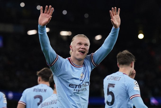 FA Cup: Man City pulvérise Burnley et file en demies