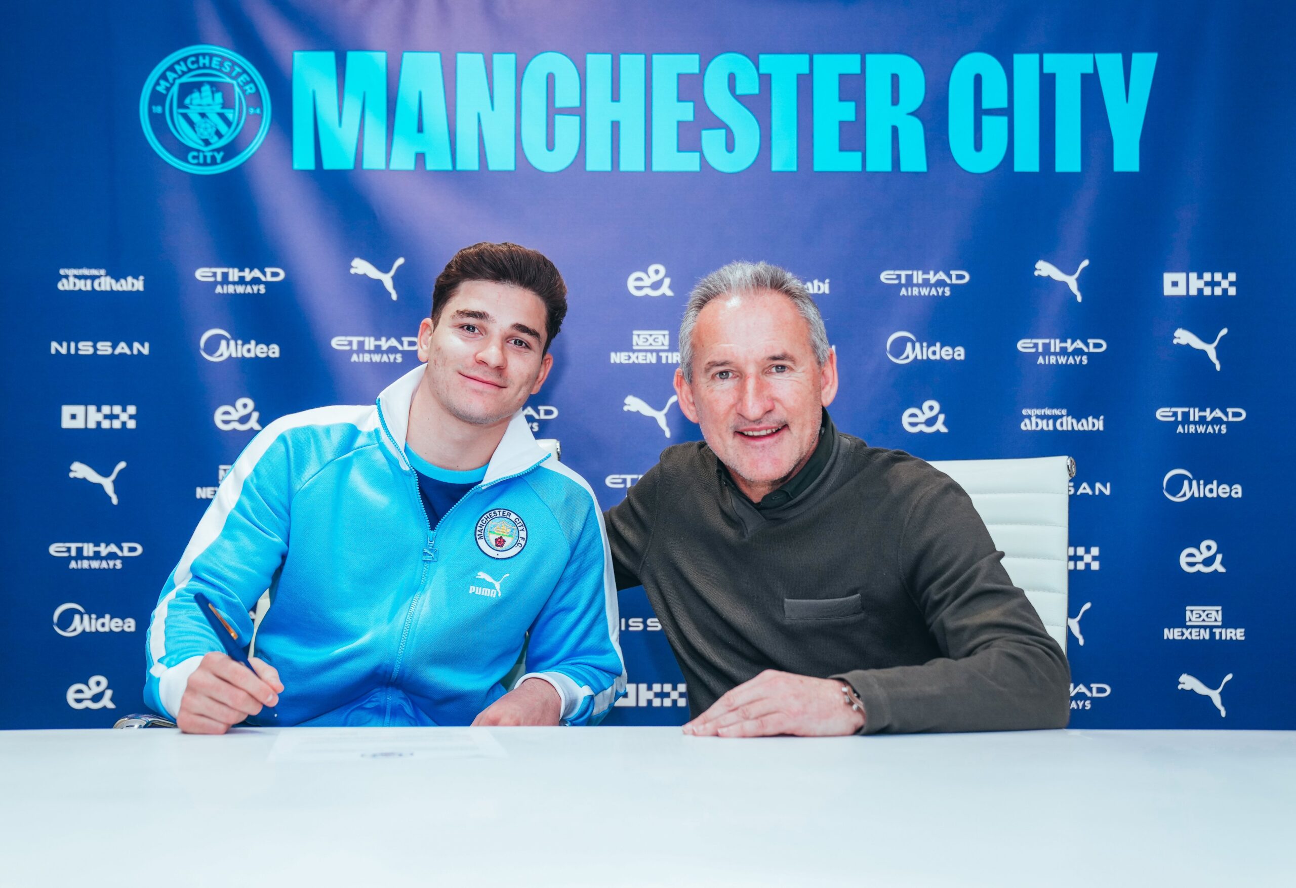 Man City: Alvarez prolonge (Officiel)
