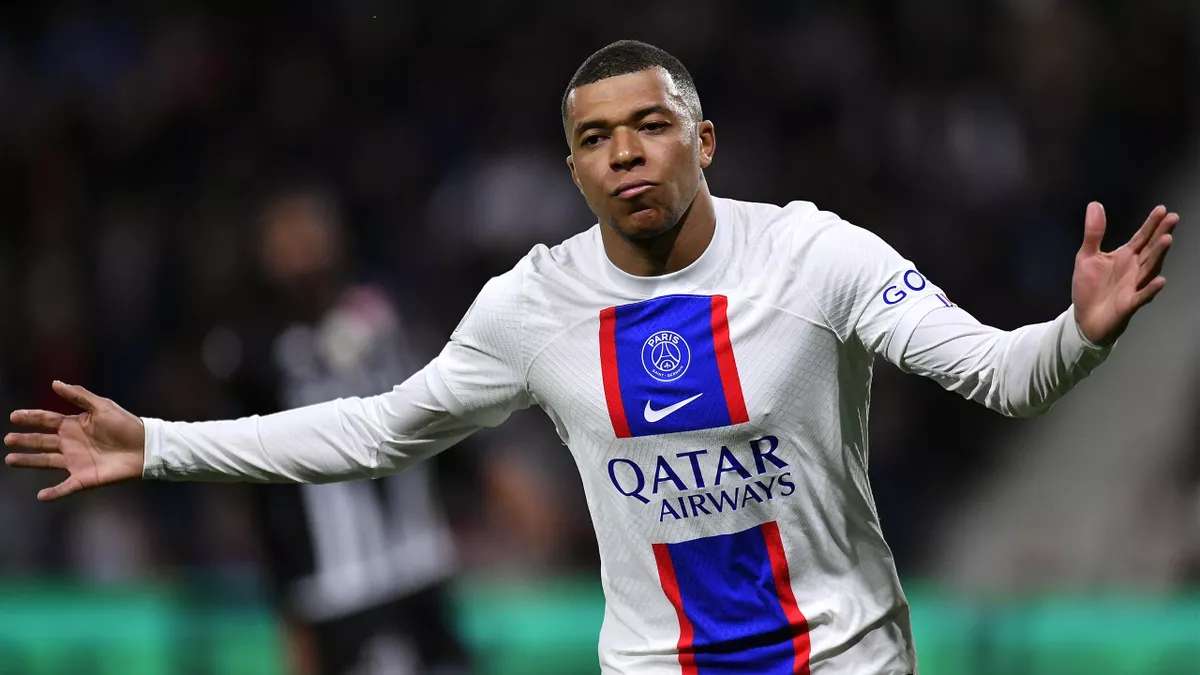 Ligue 1: Un doublé de Mbappé permet au PSG de s’imposer à Angers