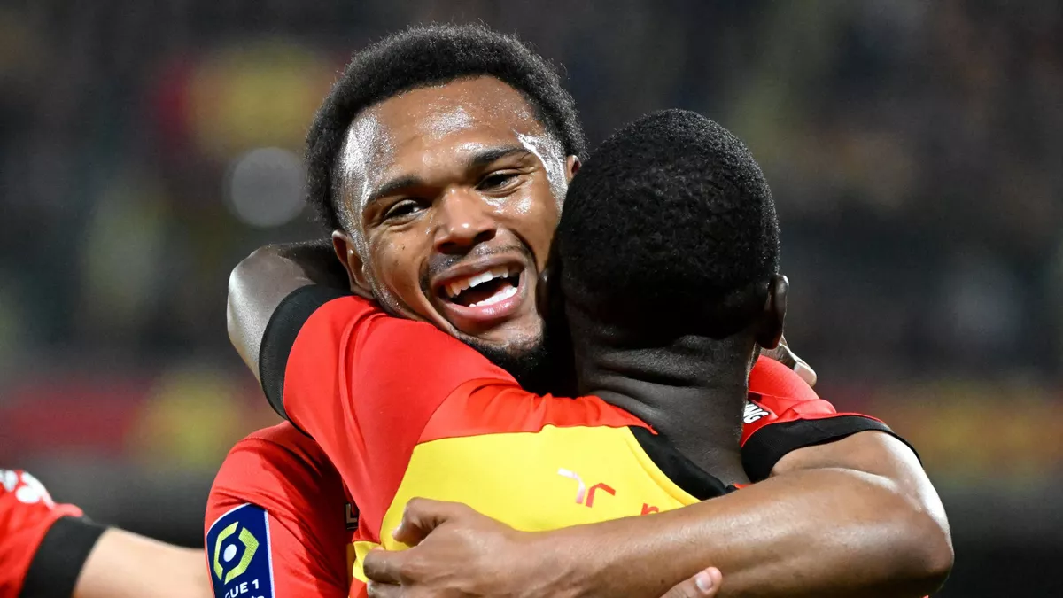 Ligue 1: Lens écrase Monaco et s’offre provisoirement la 2e place