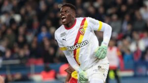 Brice Samba: « Kimpembe, un peu petit »