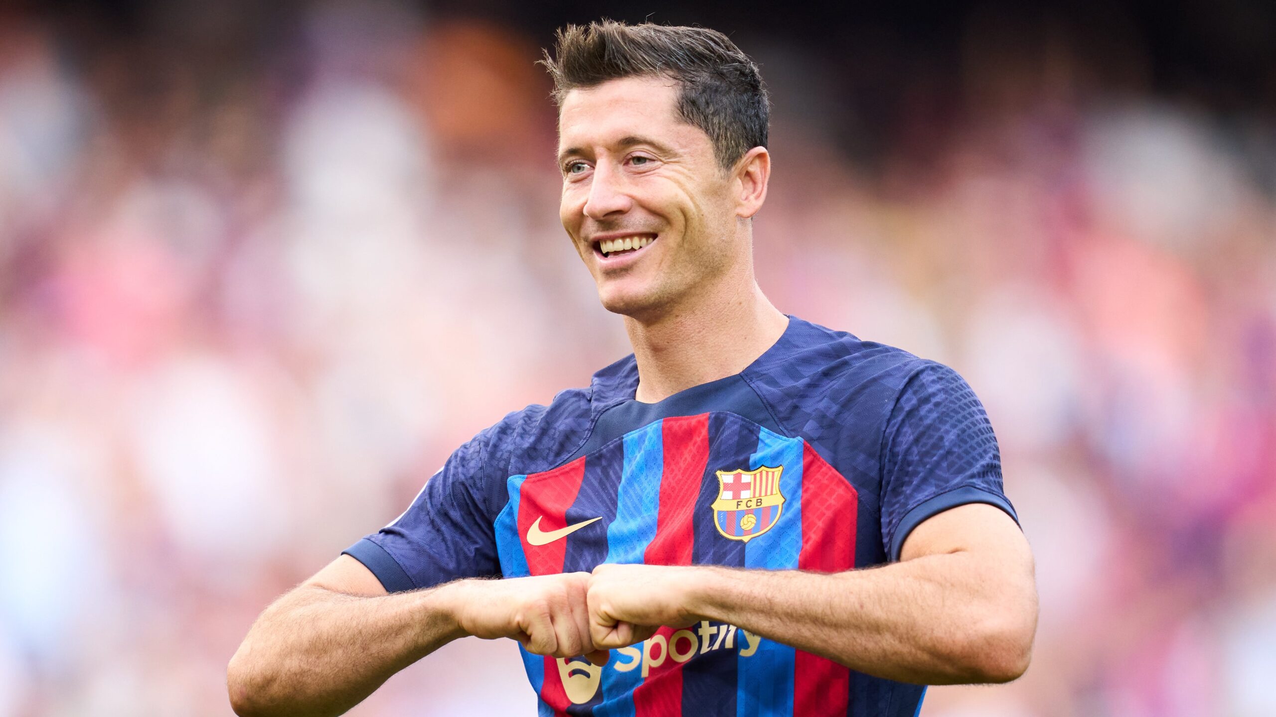 Lewandowski: « J’espère jouer avec Messi la saison prochaine »