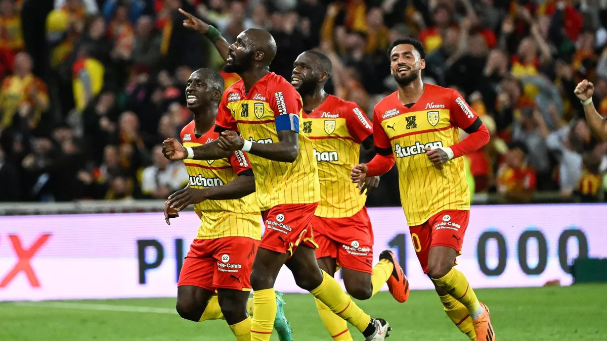 Ligue 1: Lens s’impose devant l’OM et reprend la 2e place