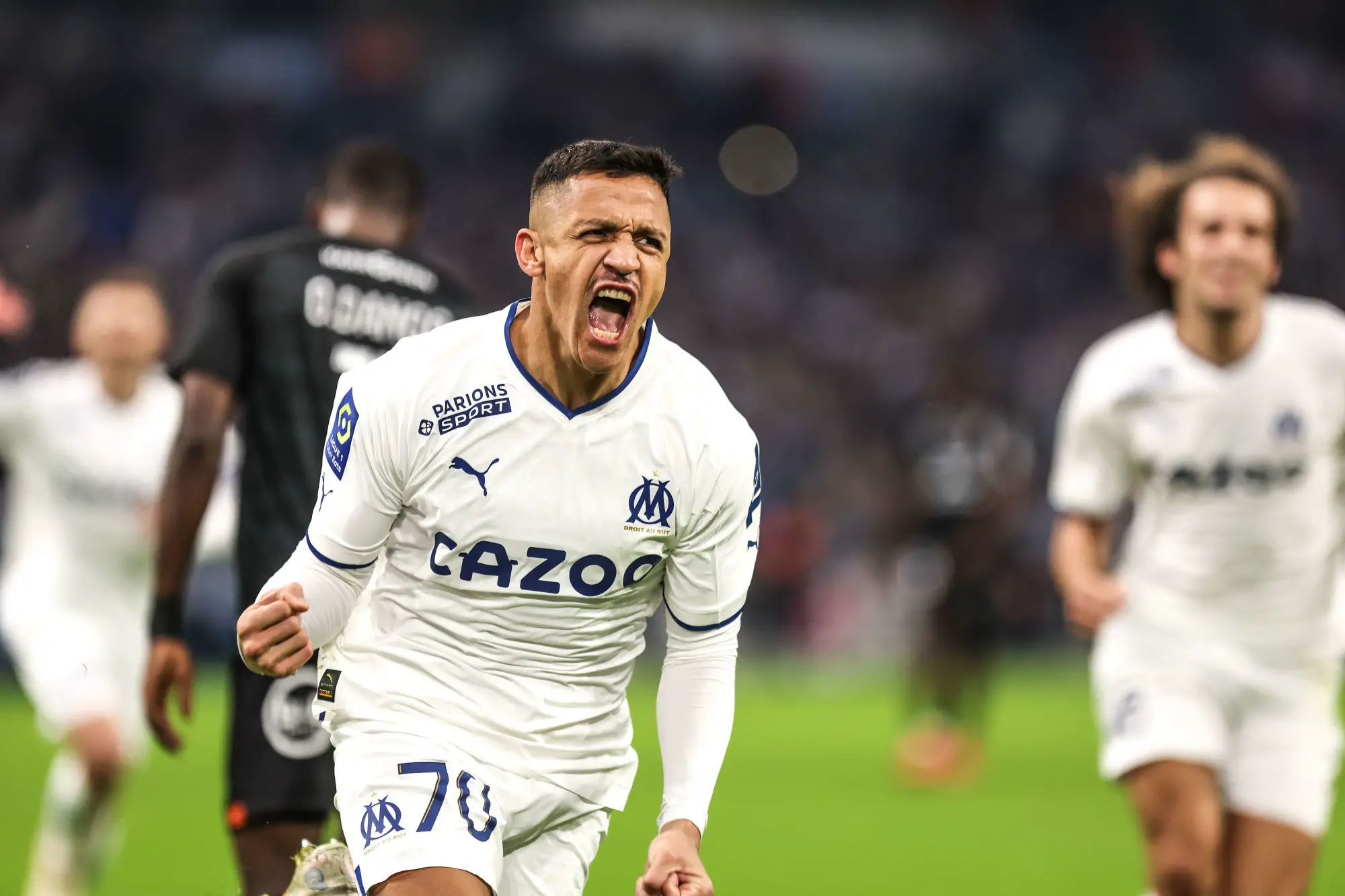 OM: Alexis Sanchez croit au titre