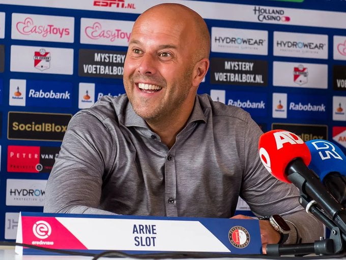 Feyenoord: Slot refroidit Tottenham