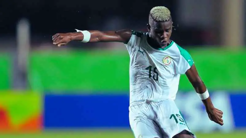 Mercato: Le prodige Sénégalais Mikayil Faye va signer au Barça