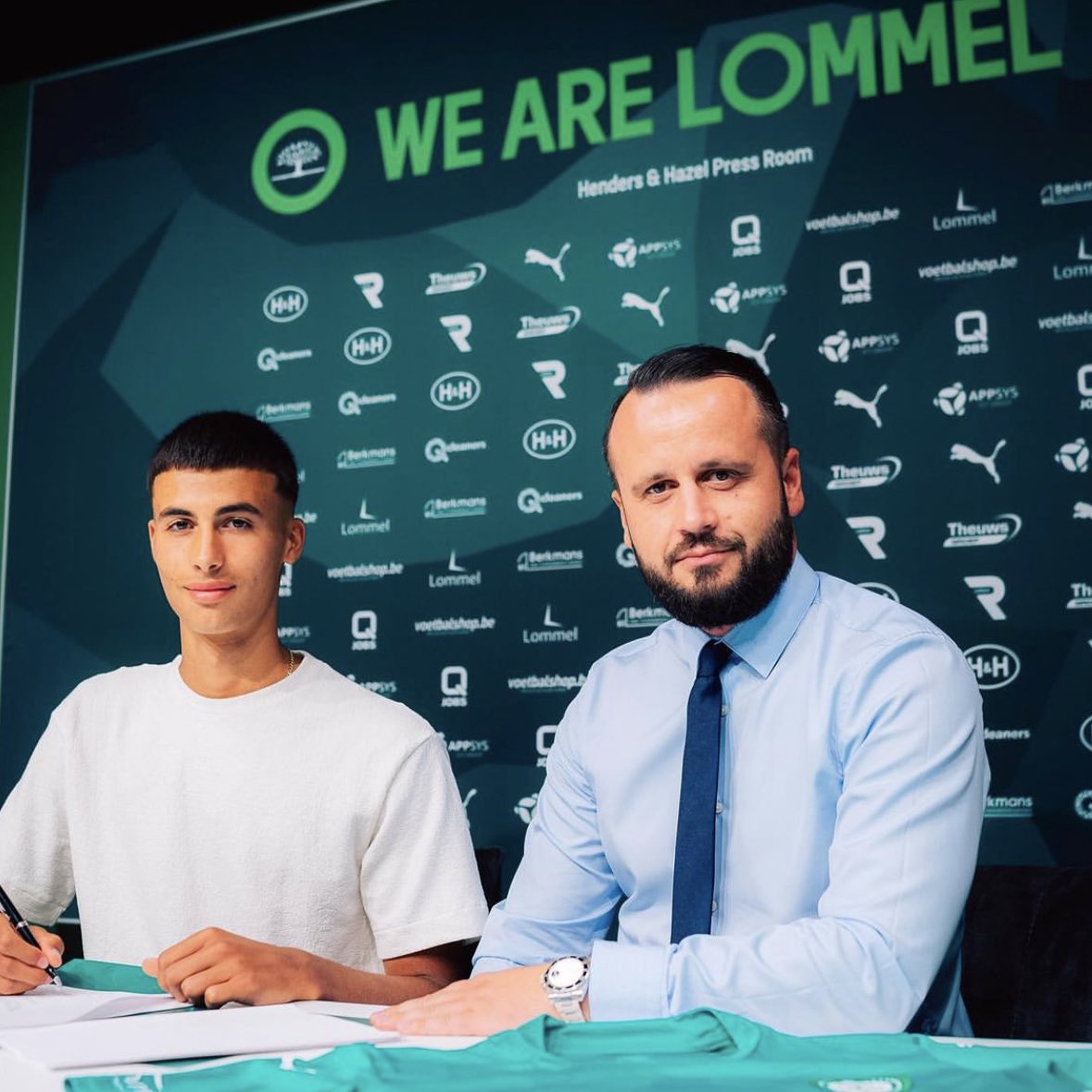 (2) Photos : Leon Lalić rejoint le club belge Lommel pour un transfert fixé à 4 millions d’euros