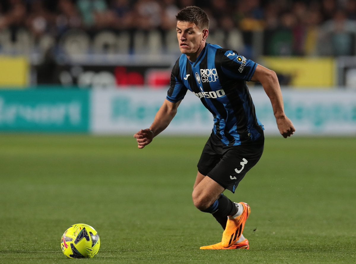 Bournemouth se retire de la course pour Joakim Maehle, Wolfsburg favori