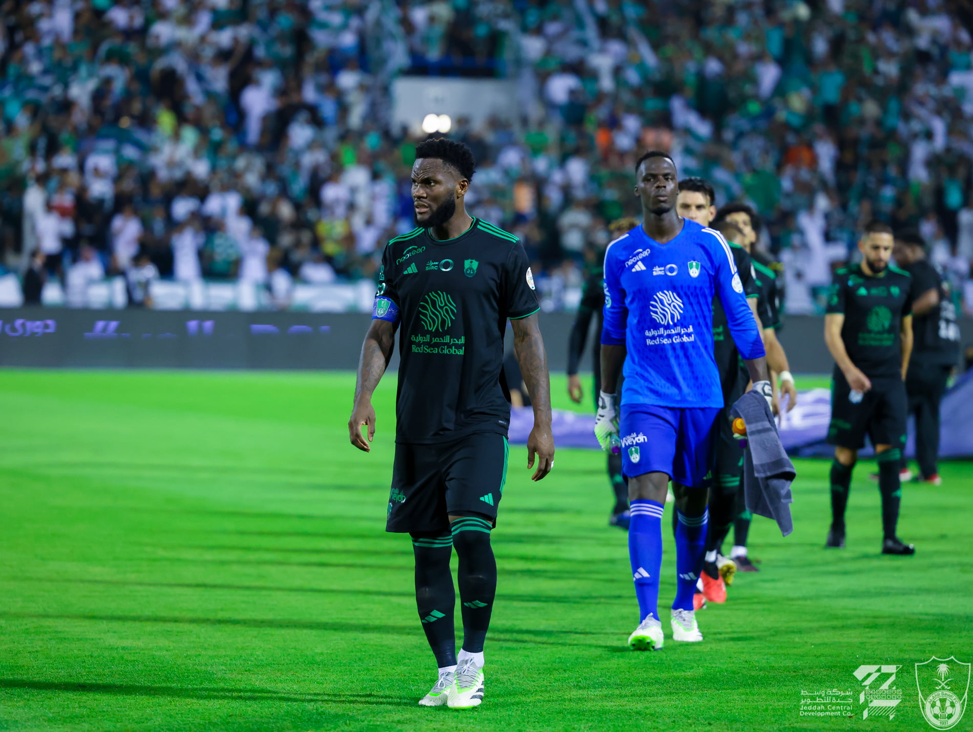 Saudi Pro League : Mendy étincelant, Al-Ahli solide leader !