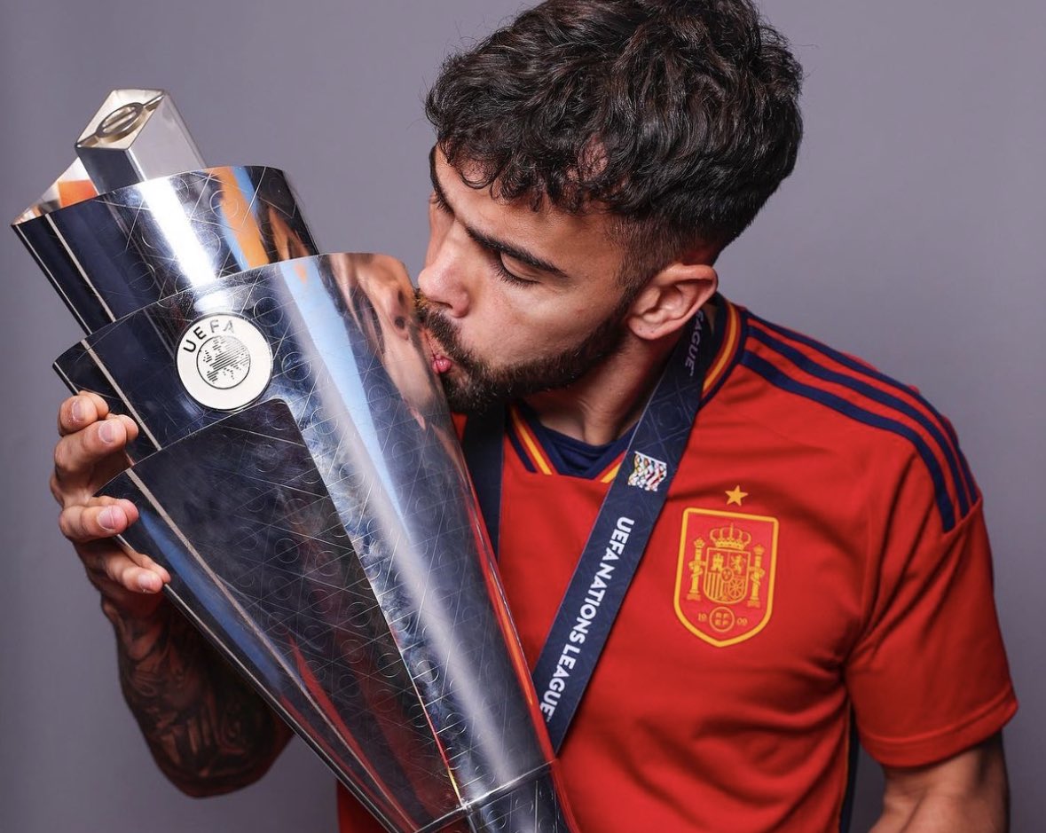 David Raya rejoint Arsenal en prêt initial pour 3 millions de livres sterling avec une option d’achat de 27 millions de livres sterling