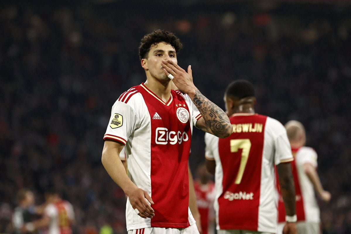 FC Porto et Ajax résolvent les derniers détails du transfert de Jorge Sánchez
