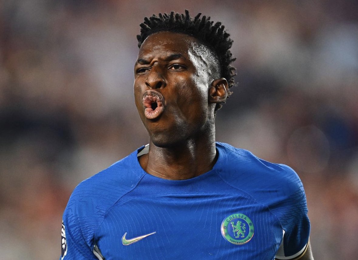 Chelsea : Diomansy Kamara compare Nicolas Jackson à Vinicius Junior