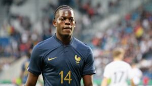 RB Leipzig se rapproche de Castello Lukeba, l’accord avec Lutsharel Geertruida en danger