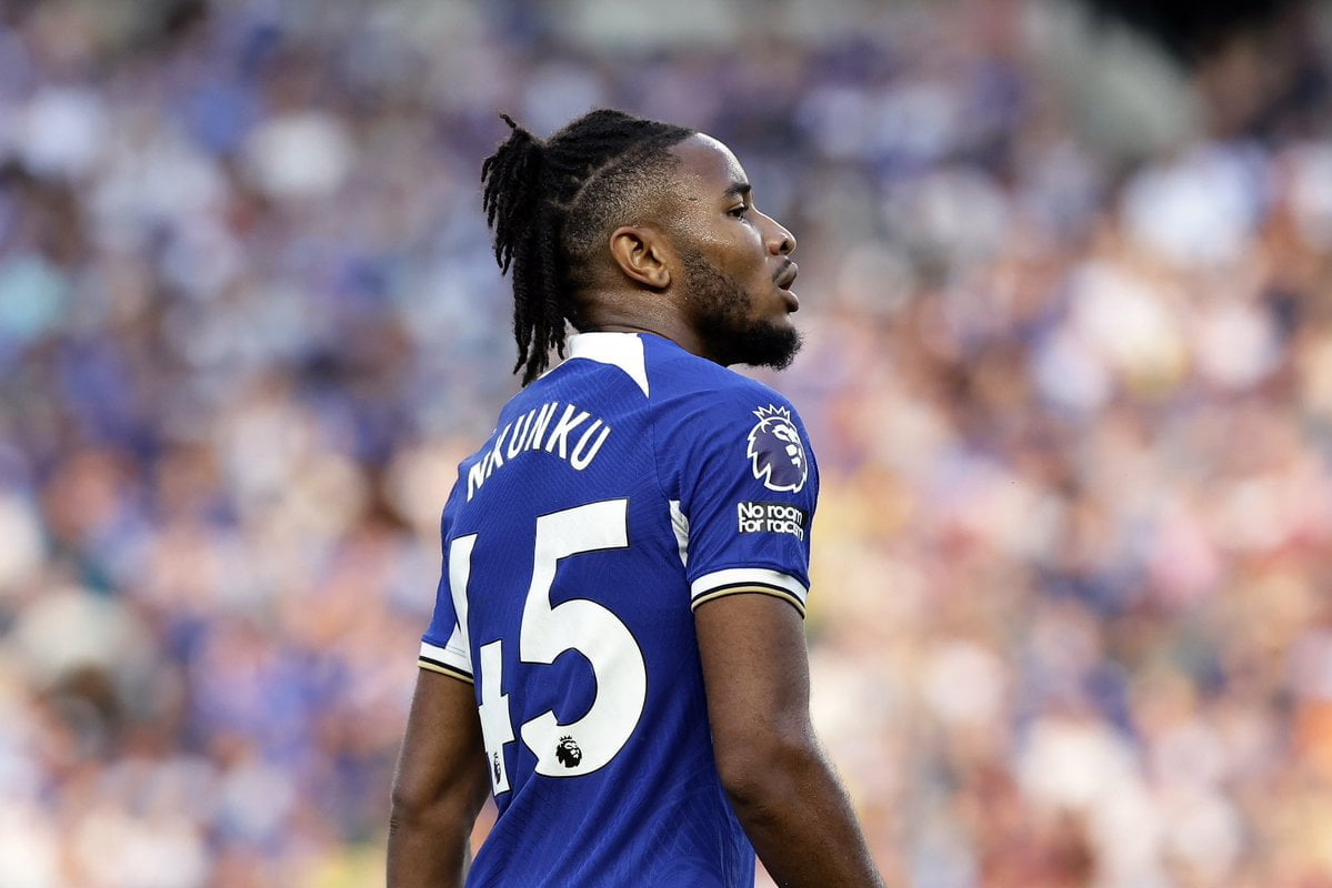 Situation de l’injury de Christopher Nkunku à Chelsea et poursuite des discussions pour un échange Lukaku-Vlahović avec la Juventus