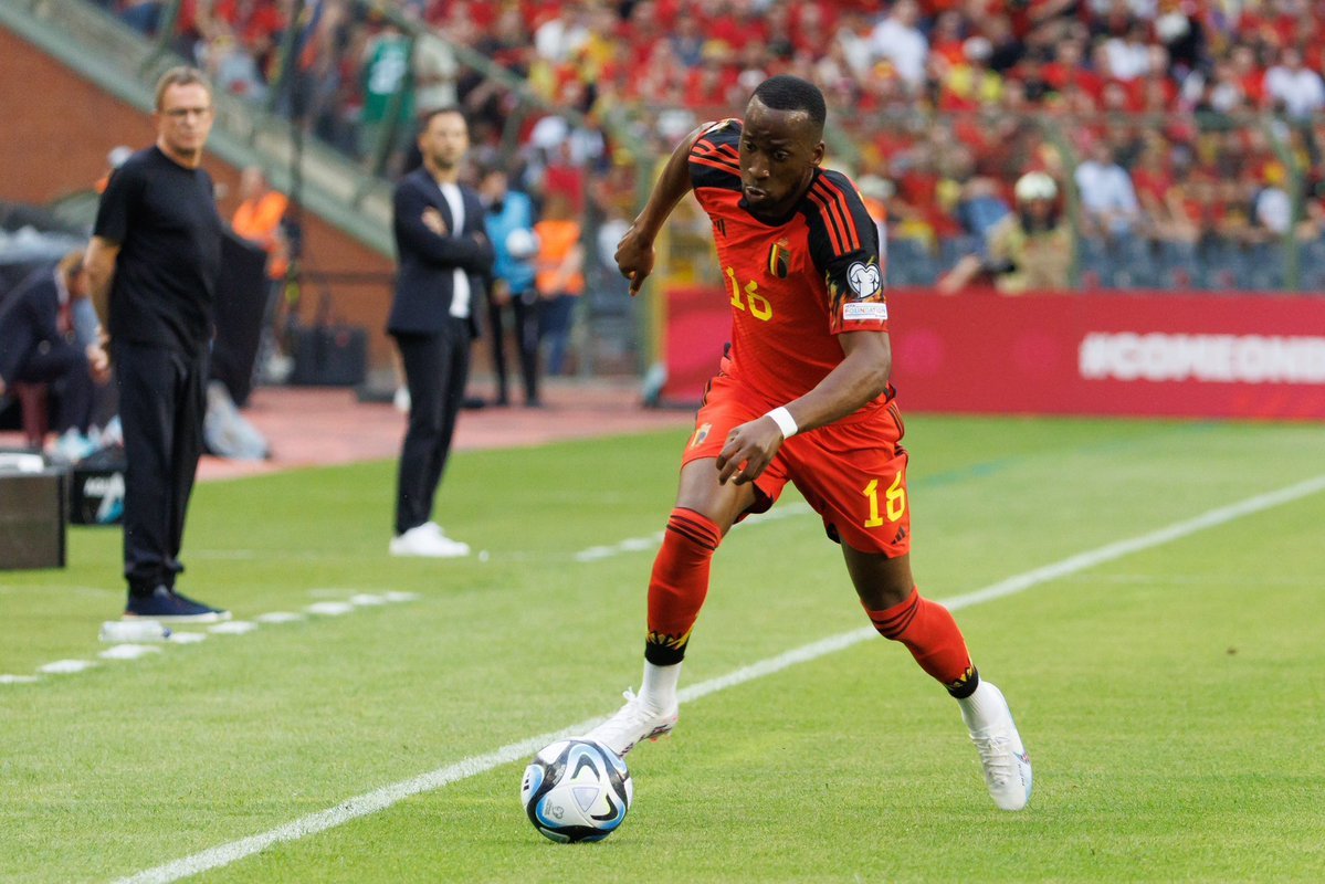 Transfert imminent : Dodi Lukebakio proche de rejoindre le Sevilla FC