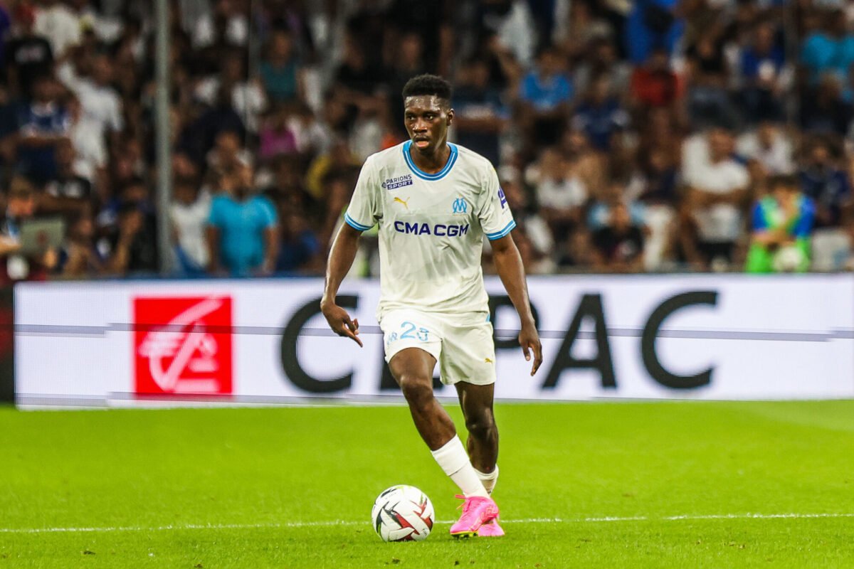 OM – Panathinaïkos : Ismaïla Sarr incertain, Iliman Ndiaye décalé à droite ?