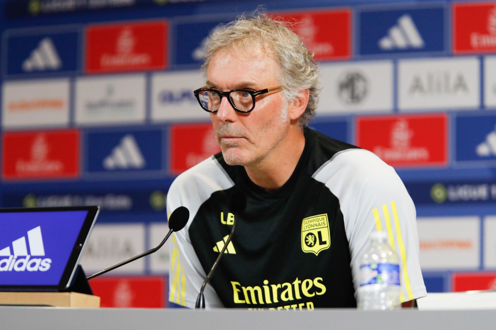 OL: Laurent Blanc viré Habib Béye parmi les candidats pour sa succession