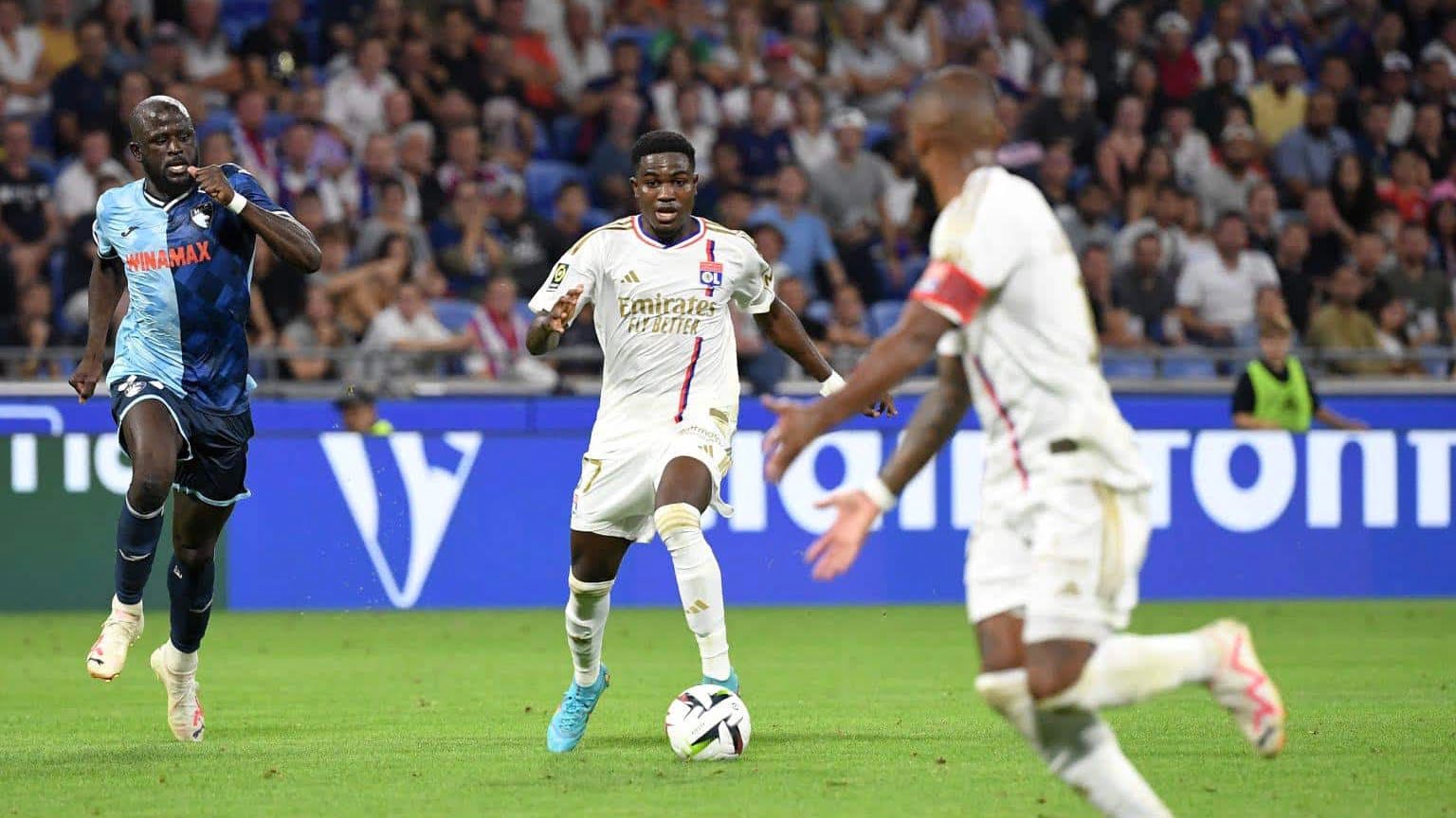 OL : Ernest Nuamah Charge Laurent Blanc