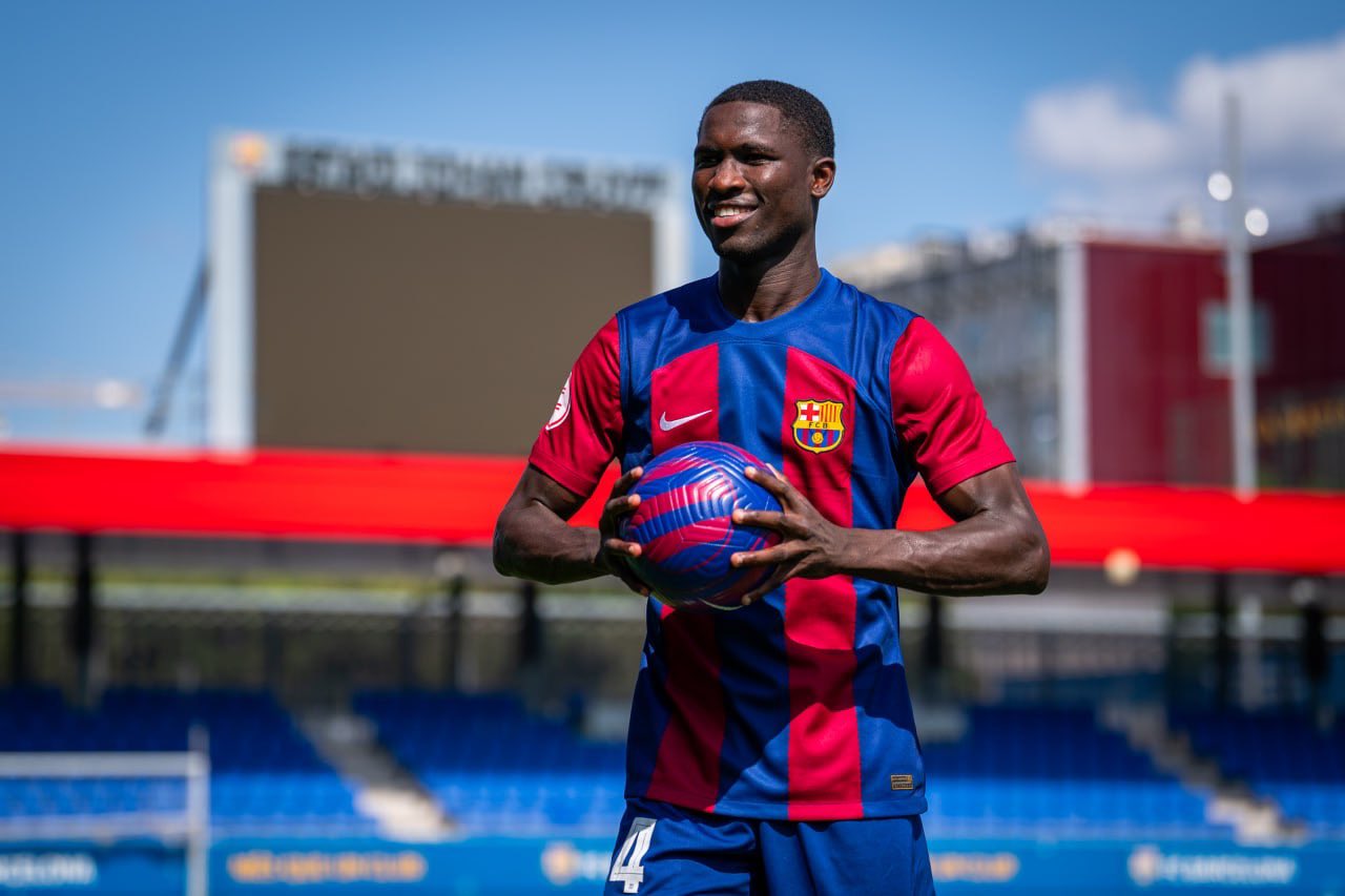 Barça: Le sénégalais Mamadou Mbacké Fall présenté