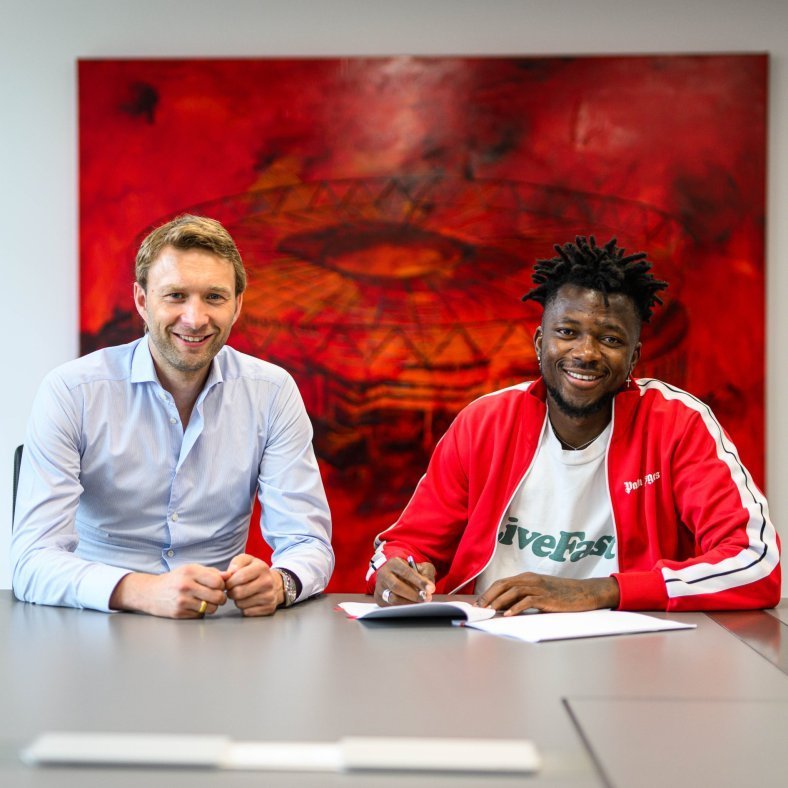 Bayer Leverkusen:  Edmond Tapsoba prolonge son contrat