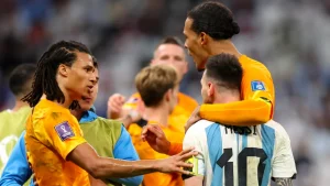 Van Dijk ne partage pas l’opinion de Van Gaal sur Messi et l’Argentine